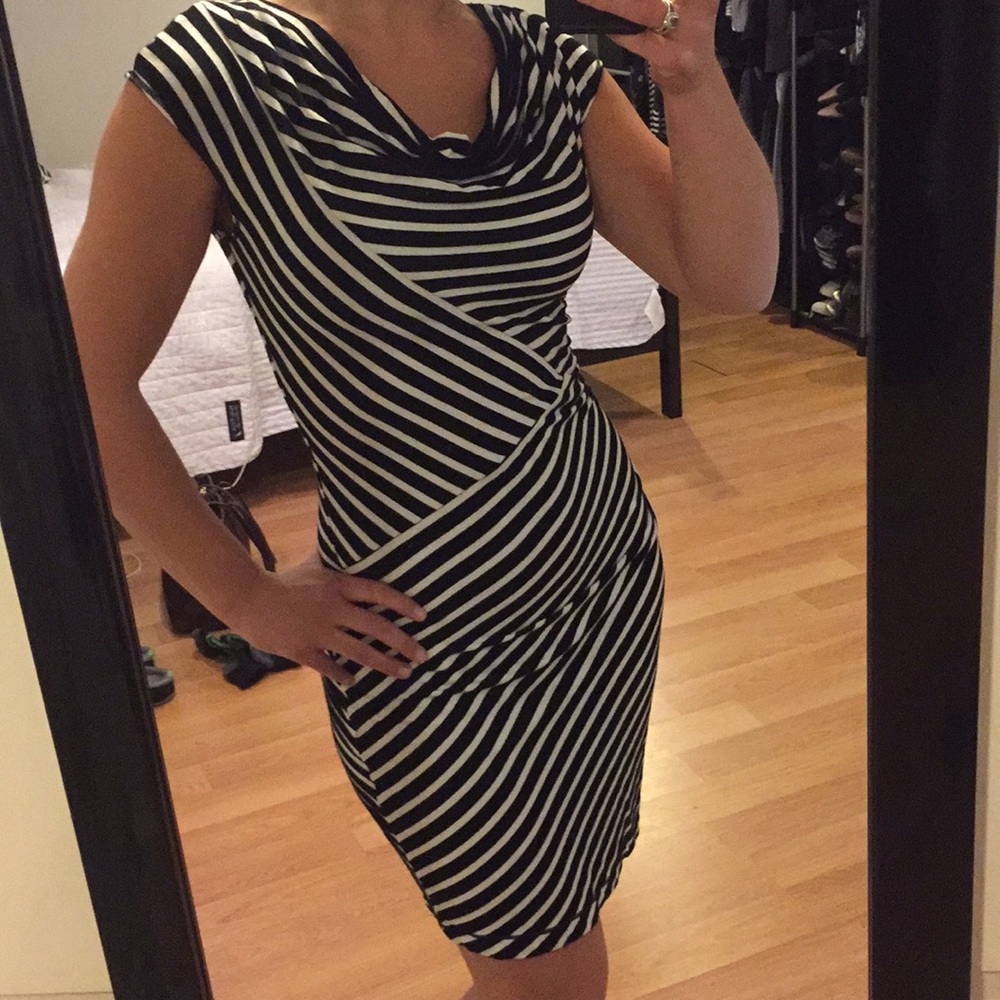 Cute dress!